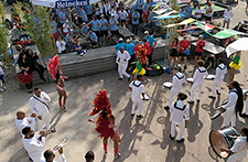 DJ Show met brassband